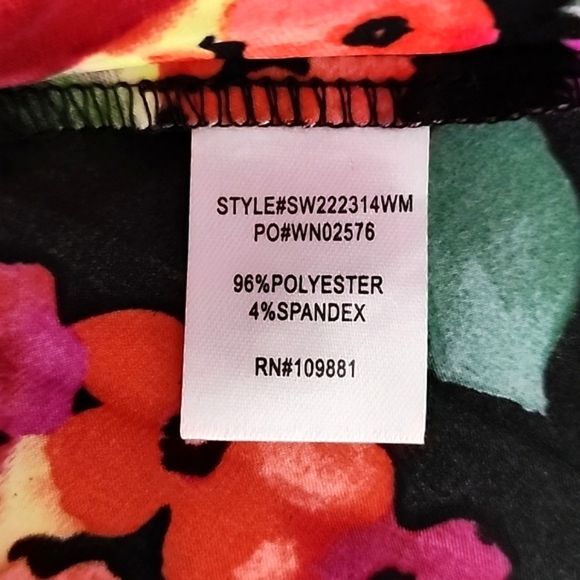 Sunny Leigh Juliet Women's Multi Colour Floral Blouse Print Lightweight Size 3X - Picture 7 of 12